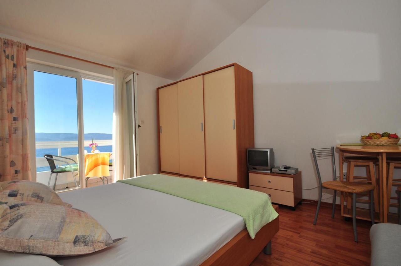 Anastazija Sea View Apartment โอมิช ภายนอก รูปภาพ