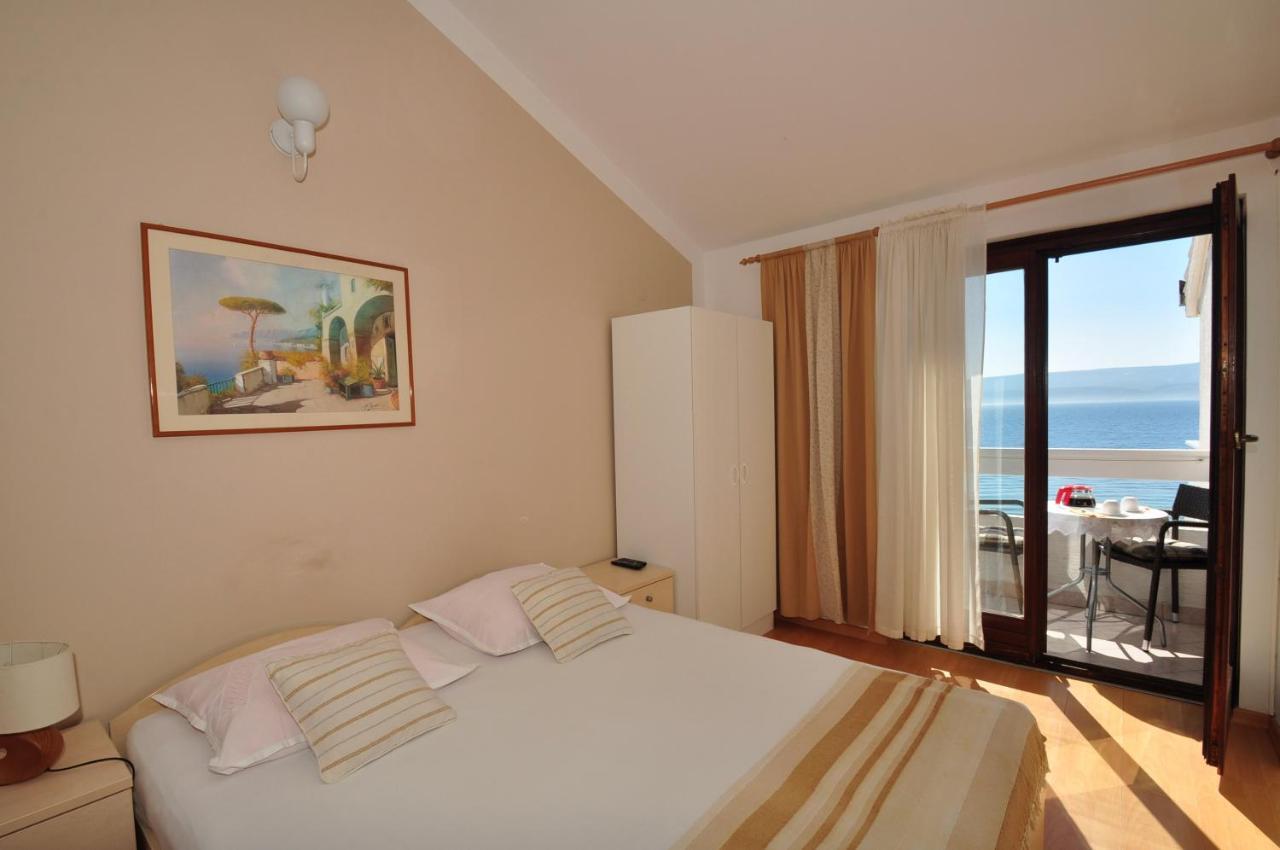 Anastazija Sea View Apartment โอมิช ภายนอก รูปภาพ
