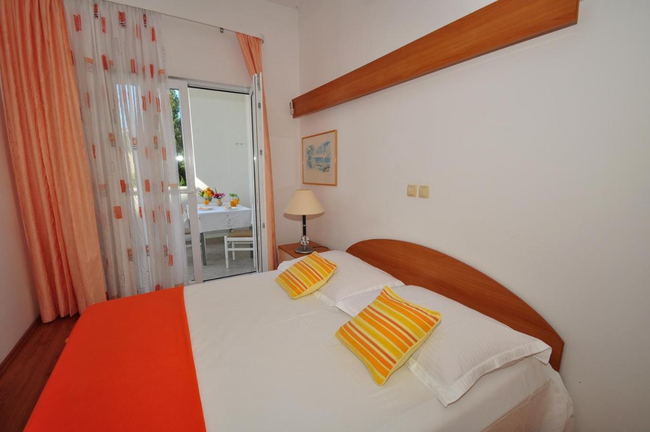 Anastazija Sea View Apartment โอมิช ภายนอก รูปภาพ